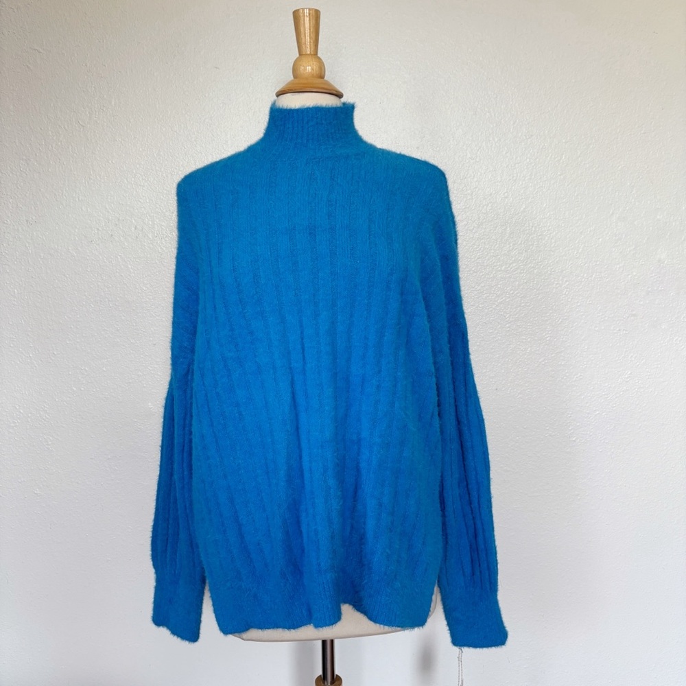 Jessica Simpson Solid Blue Turtleneck Oversized Sweater